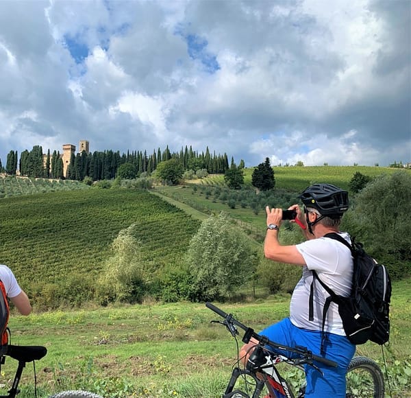 Tuscan monasteries - bike tour